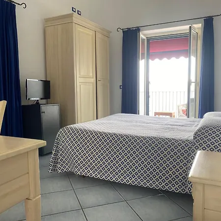 Hotel Villa Iulia-2